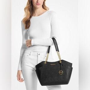 NWT. Michael Kors Large Saffiano Leather Shoulder Bag in Black.
